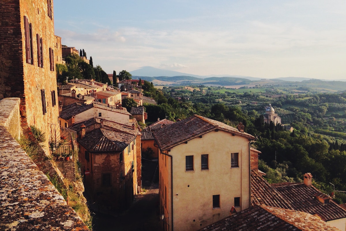 Vista panoramica di Montepulciano, borgo toscano