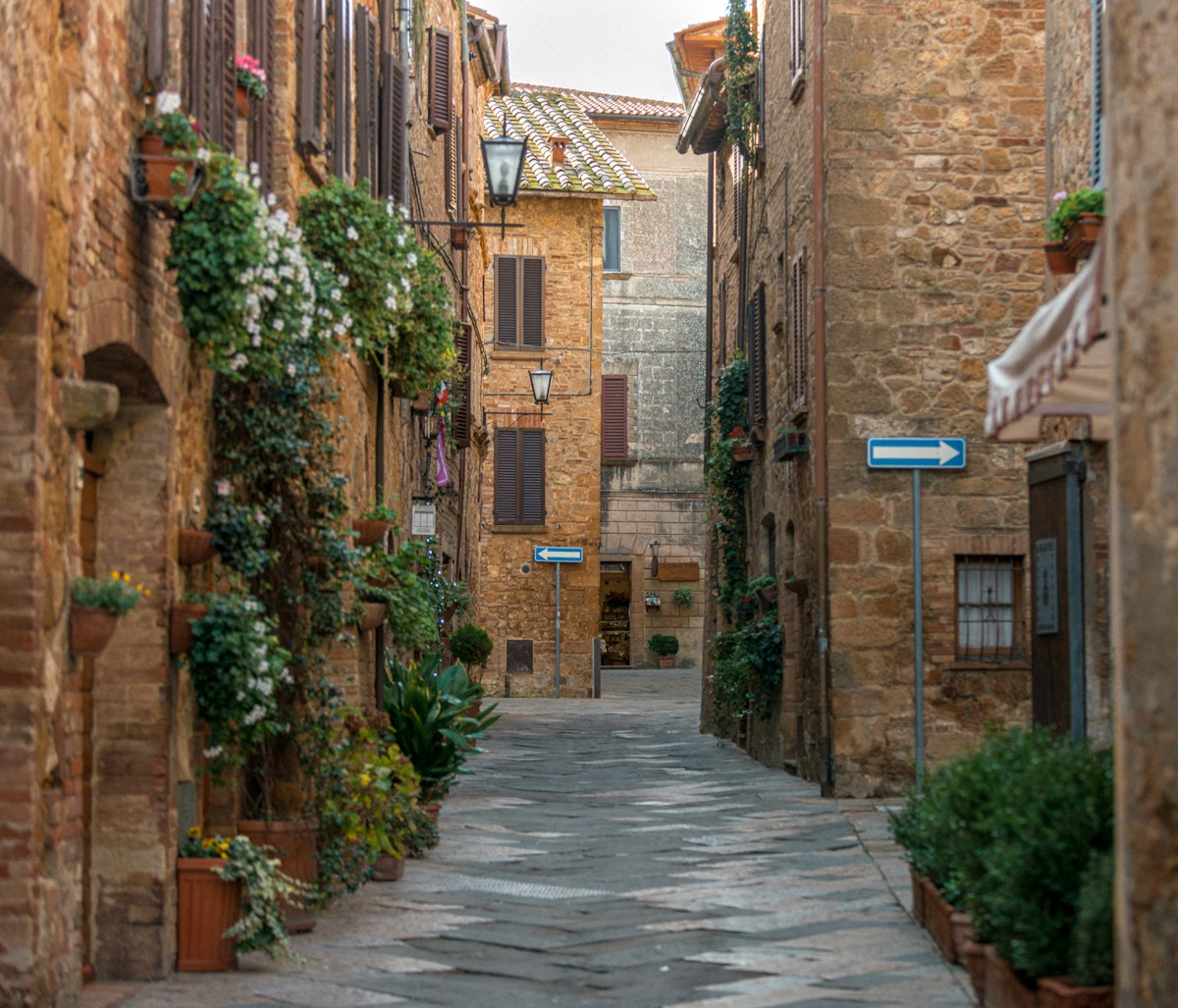 Pienza, vicolo della città ideale del Rinascimento in Val d'Orcia